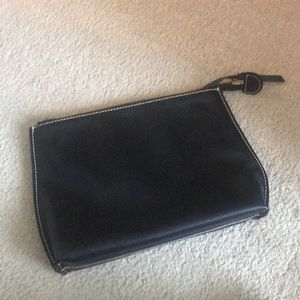 Black Clutch